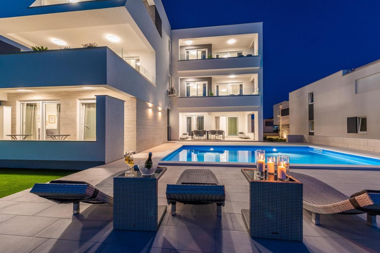 Apartments & Rooms Pool Villas Maris Novalja Kültér fotó